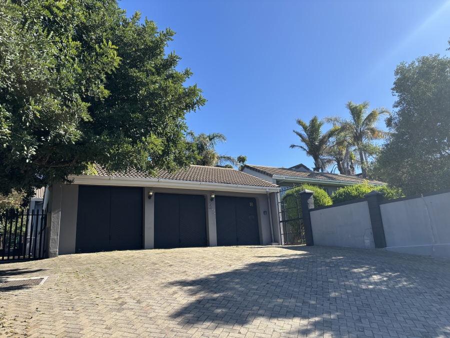 4 Bedroom Property for Sale in Vierlanden Western Cape